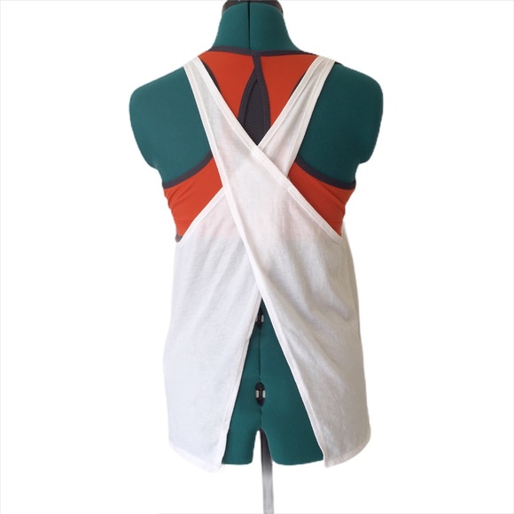 Nike Running Backless Dri-Fit White Tank, Medium - Picture 4 of 14